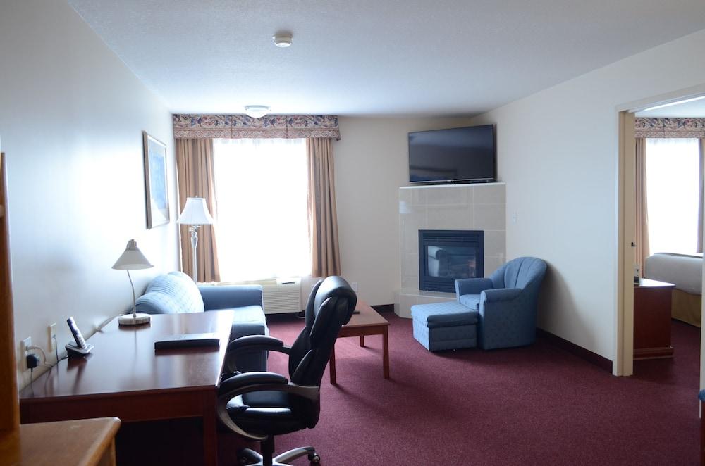 Quality Inn & Suites Edmonton International Airport Leduc Eksteriør billede