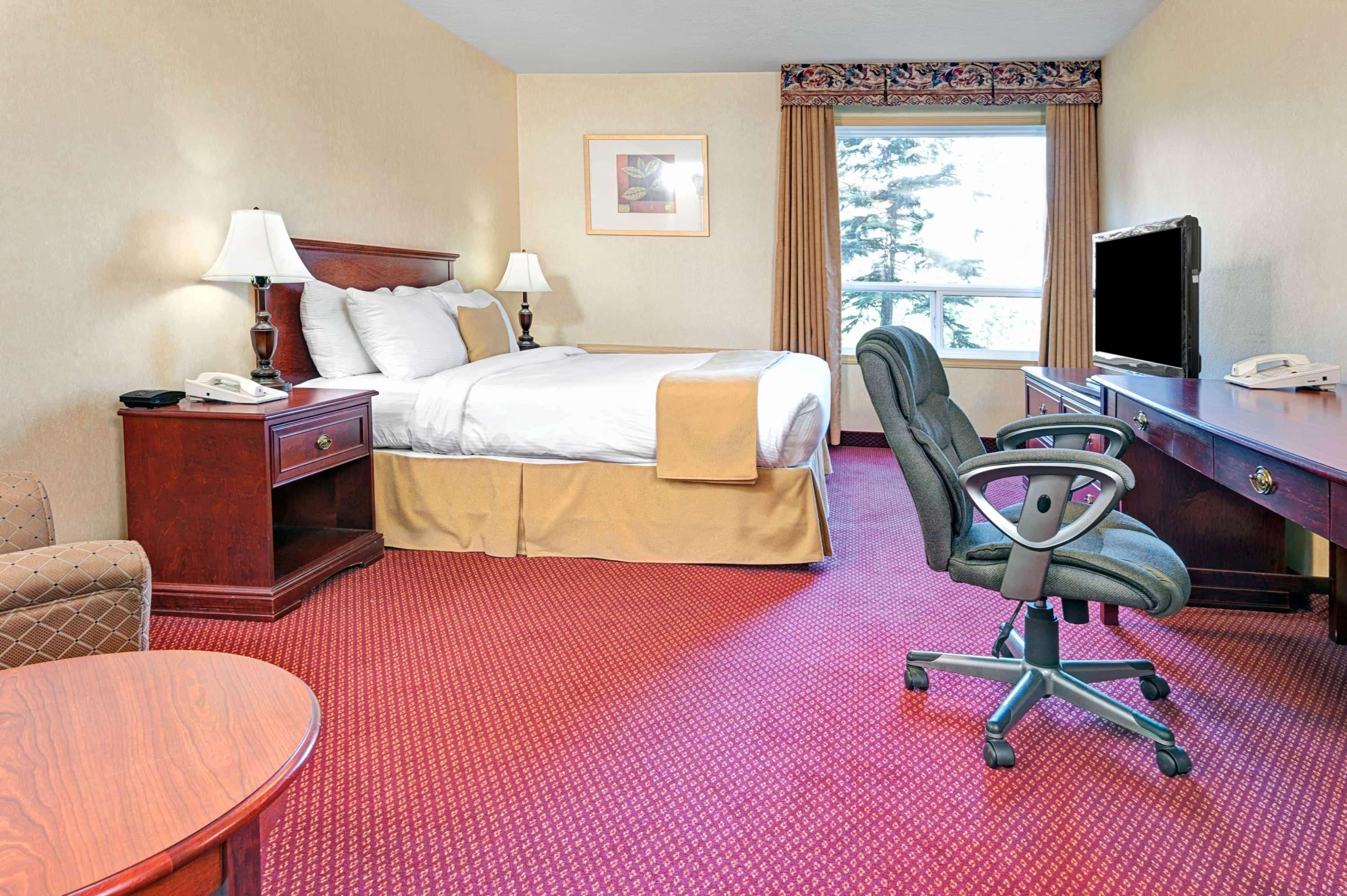 Quality Inn & Suites Edmonton International Airport Leduc Eksteriør billede