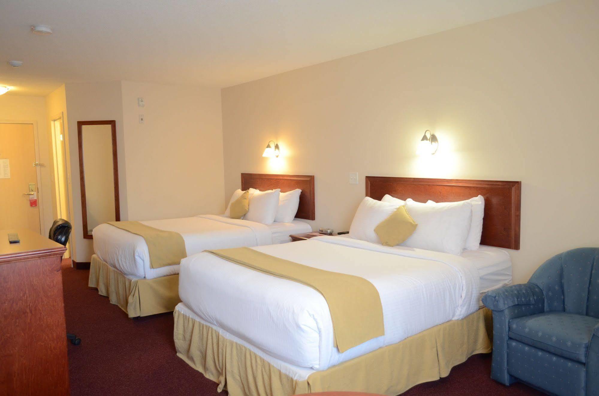 Quality Inn & Suites Edmonton International Airport Leduc Eksteriør billede